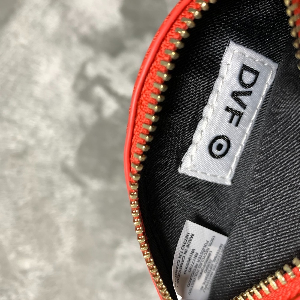 Diane Von Furstenberg Coin Pouch Purse Red Lips Mouth Lipstick DVF Target Wallet - Picture 10 of 11
